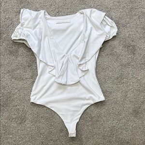 Susana Monaco White Ruffle Bodysuit size Small